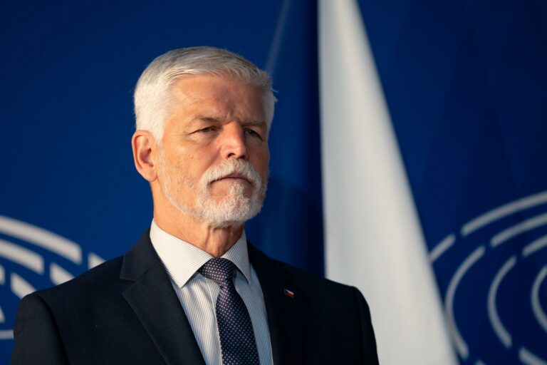 Петер Павел